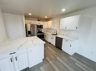 (Undisclosed Address), University Place, WA 98466