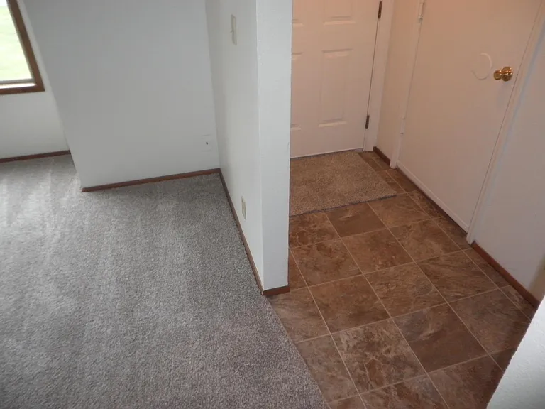 980 SW 178th Pl — Photo 4