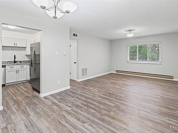 2nd image of 10135 Sakura Dr APT G