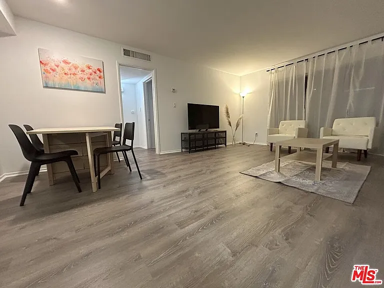 11750 W Sunset Blvd #221 — Photo 4