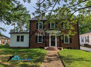 229 W Elm St, Graham, NC 27253