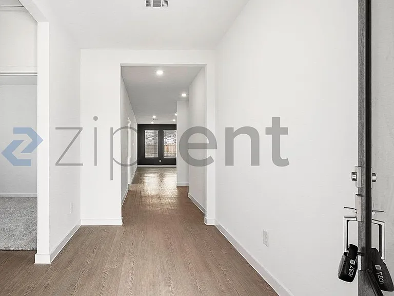 8322 Amber Summit Ln — Photo 5