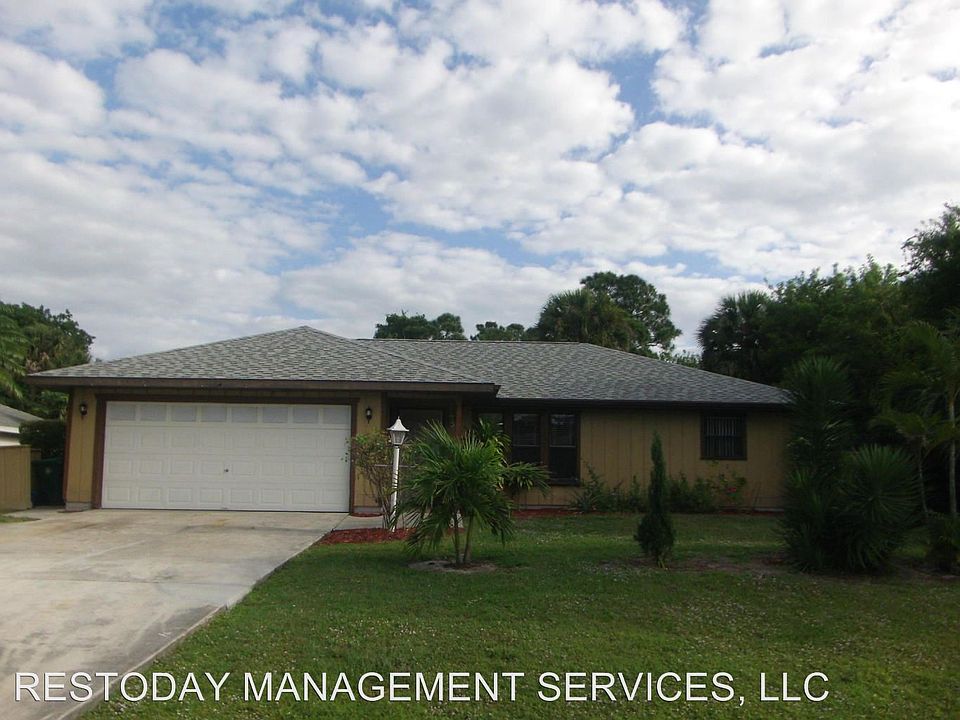 1st image of 2225 SE Melaleuca Blvd