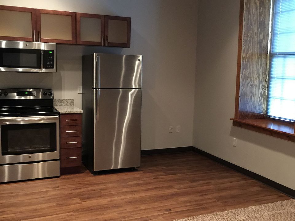 1st image of 401 S 2nd St APT B105