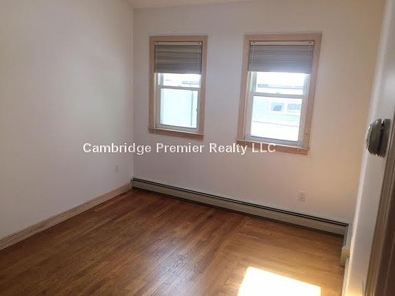 3rd image of 84 Park Ave #3