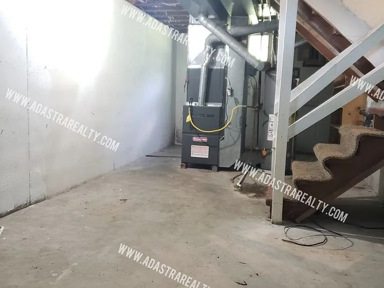 120 S Julia St — Photo 7