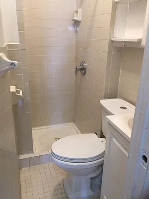 Rented by Perry Associates NYC Inc | media 19