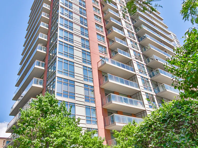 900 Mount Pleasant Rd #411 — Photo 16