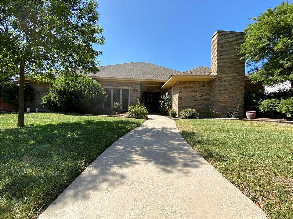 1st image of 3335 Overland Dr