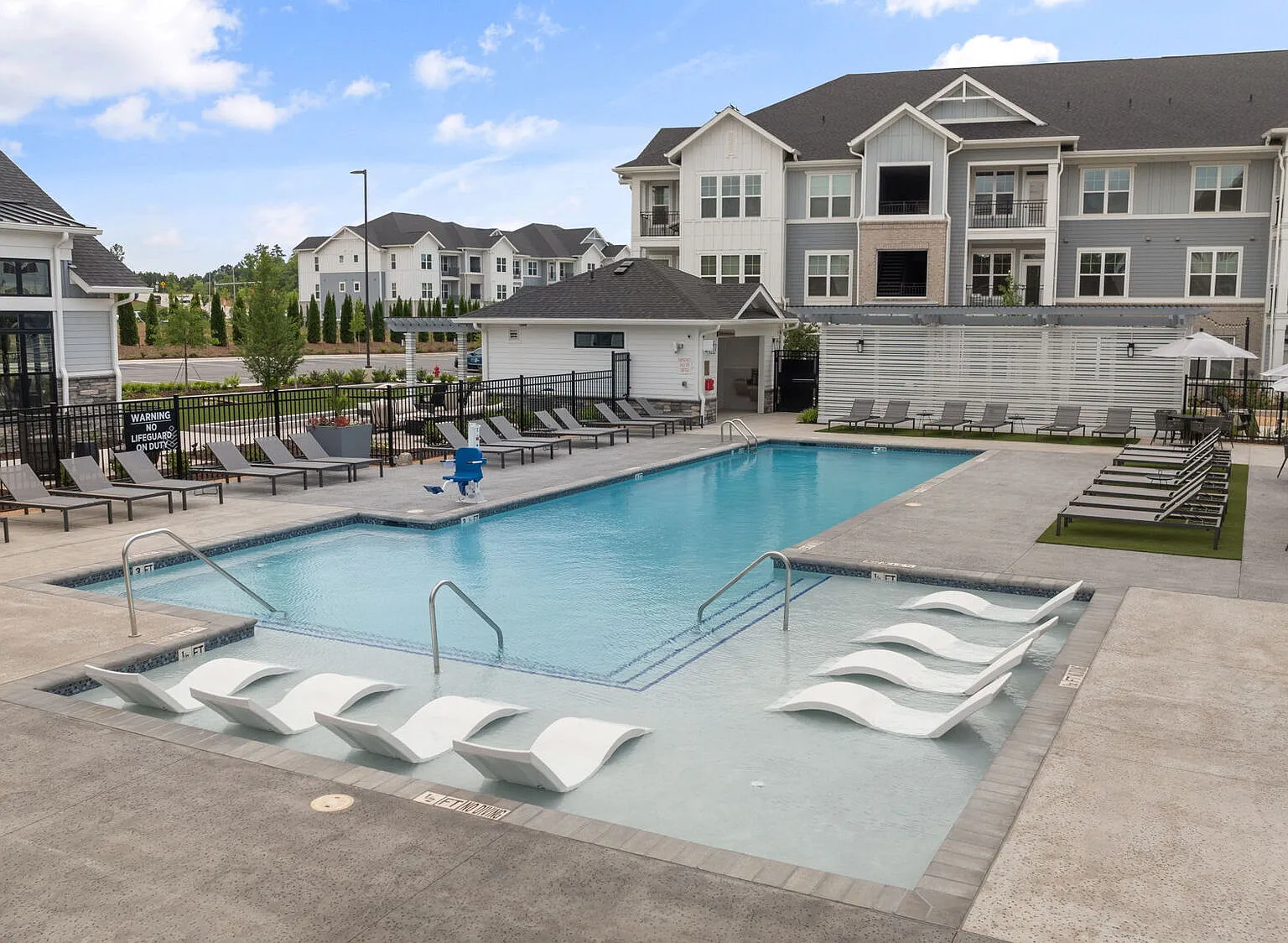 The Lindley at Grove 98 — Photo 1