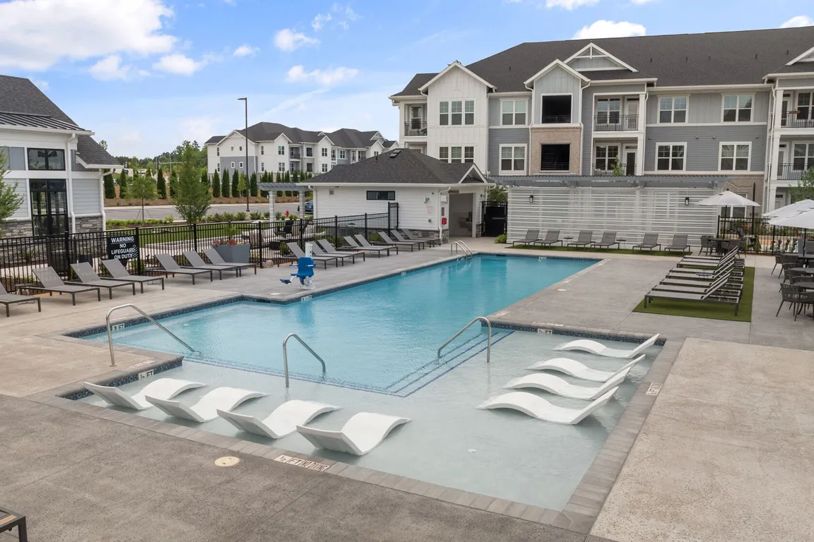 The Lindley at Grove 98 apartments community photo