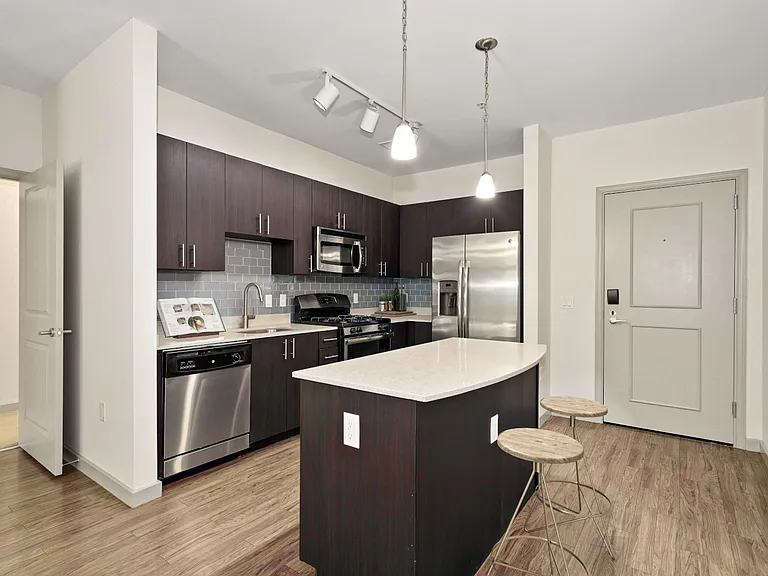 7001 Arlington at Bethesda — Photo 9