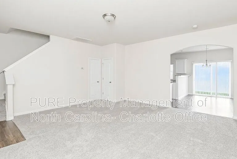 6008 Vista Woods Ln — Photo 1