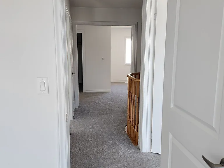 338 Russell St — Photo 9