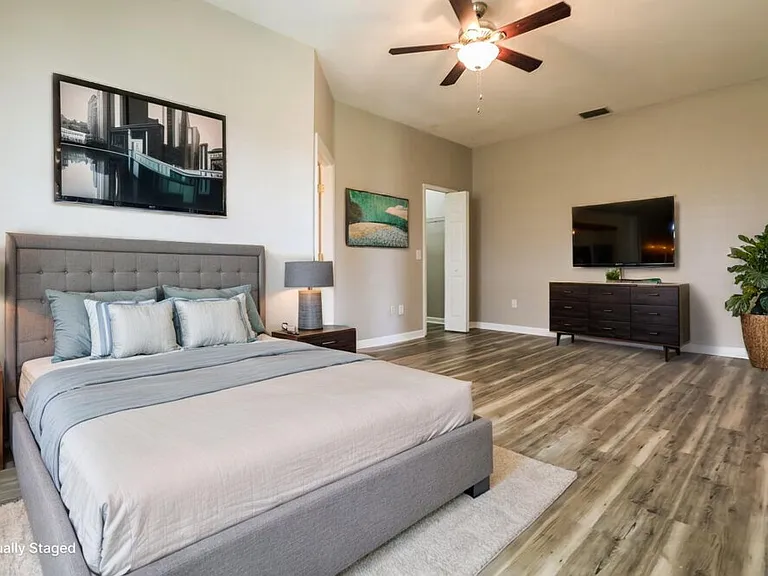 15385 Lakeland Cir — Photo 10