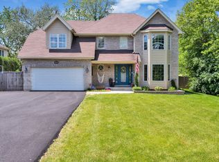 5910 S Brainard Ave, La Grange Highlands, IL