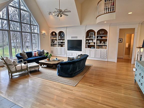 3rd image of 3930 Glen Eagles Pl