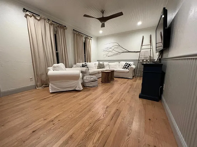 1735 Crestview Dr — Photo 11