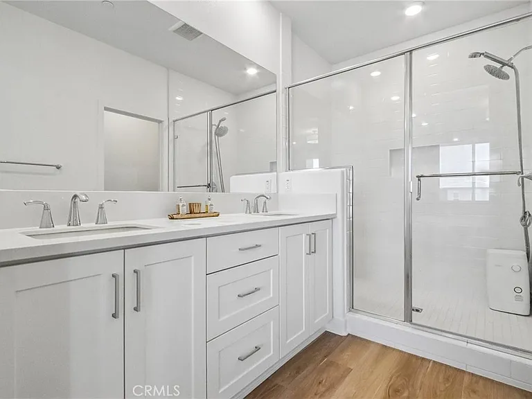 275 Sash — Photo 16