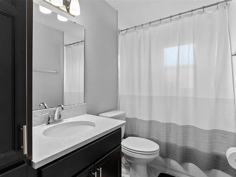 524 Scenic Bluff Blvd — Photo 15