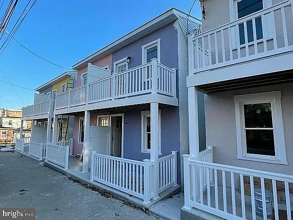 114 E Cedar St