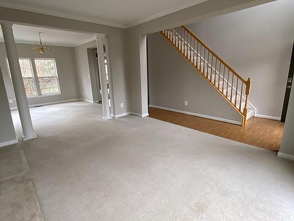 4th image of 6856 Jockey Club Ln