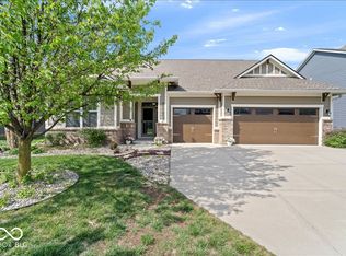 15830 Oakhurst Ln, Fishers, IN 46040