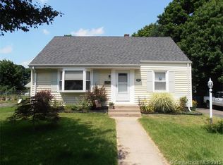 11 Furman Rd, Hamden, CT 06514