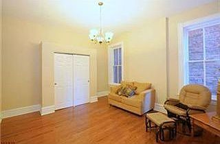 4th image of 2632 Geyer Ave