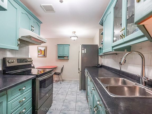 4th image of 264 Grantham Ave N #208