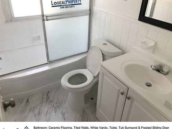 5th image of 25659 Stanford St