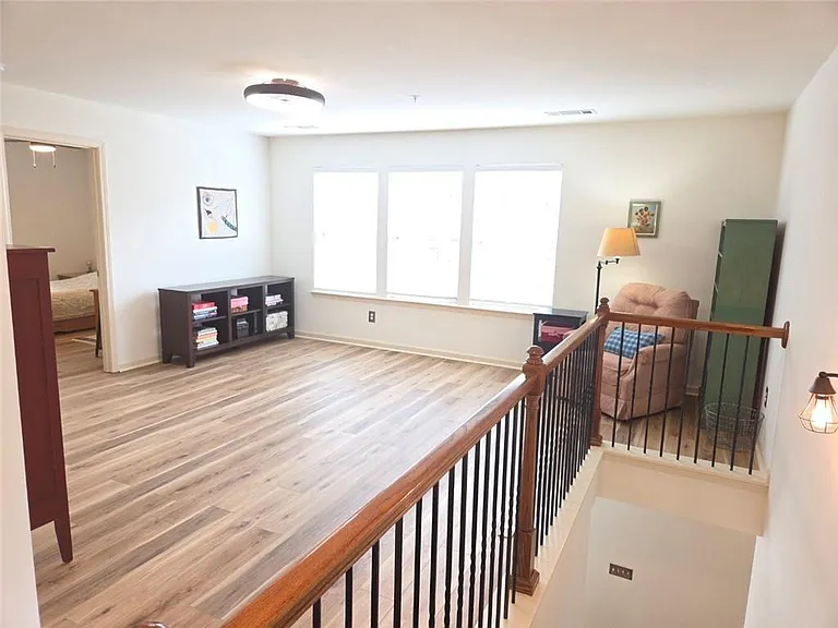 2281 Attewood Dr — Photo 19