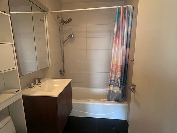 4th image of 13619 Franklin Ave APT 9D