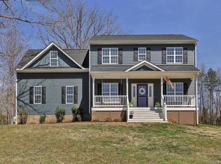 1810 Violet Hill Way, Maidens, VA 23102