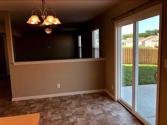 4th image of 3303 Osborne Dr