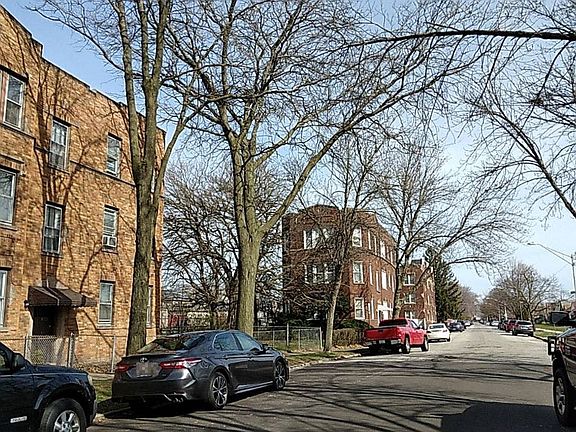 5th image of 10905 S Avenue D
