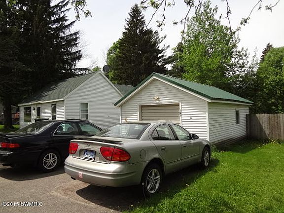 2nd image of 161 S Park St NE