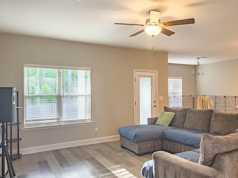 2297 Belair Spring Rd — Photo 5