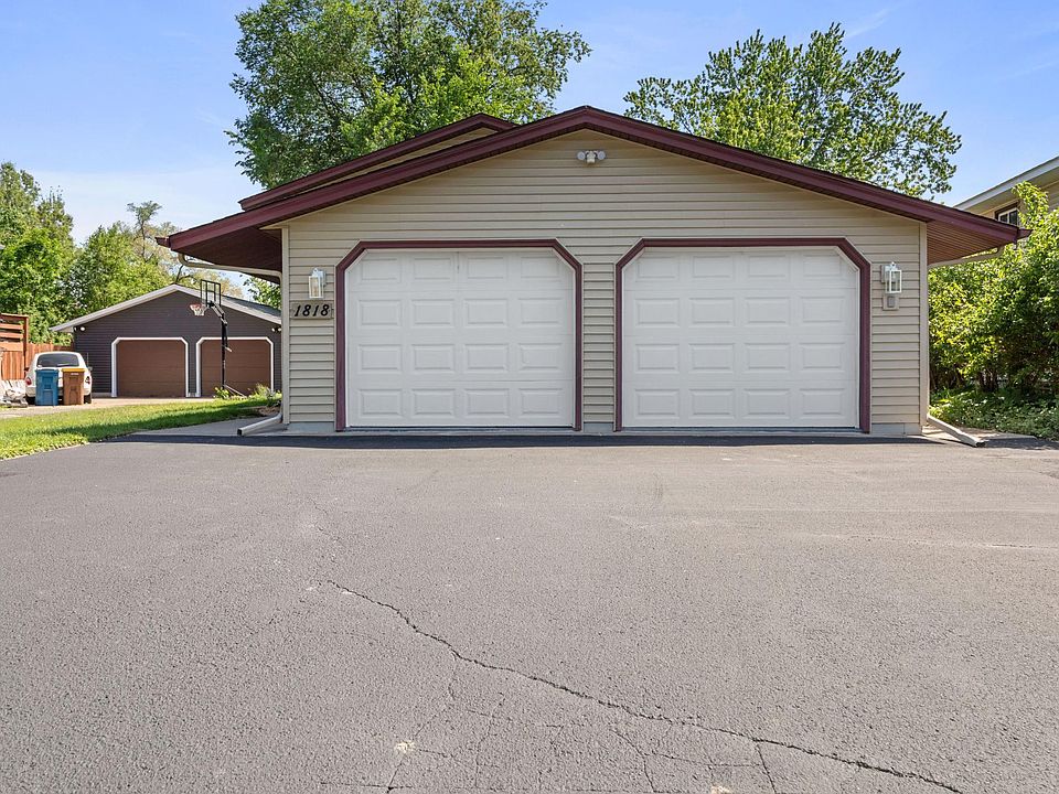 1st image of 1818 Eugene St