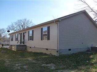 534 Highland Ln, Tullahoma, TN 37388