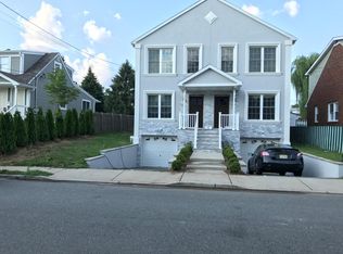 15 Kossuth St, Wallington, NJ 07057