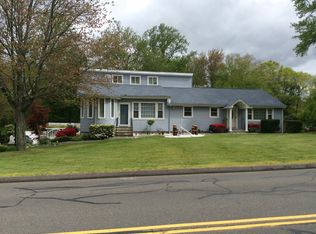 24 Capitol Dr, Shelton, CT 06484
