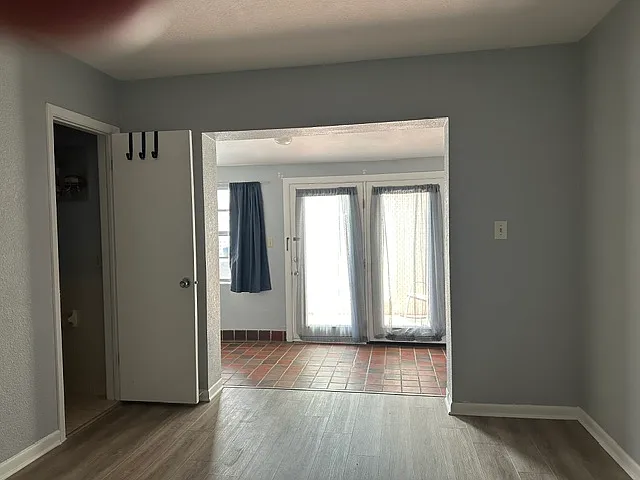 2301 Bay Dr #2 — Photo 12