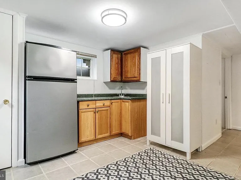 5012 Gainsborough Dr — Photo 10