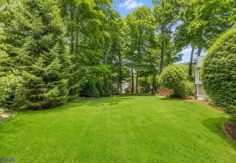 69 Penwood Dr — Photo 10