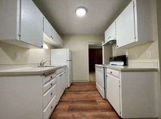 4529 NE Killingsworth St #5, Portland, OR 97218