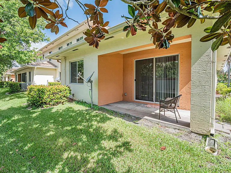 2529 Langrove Ln SW #2529 — Photo 33