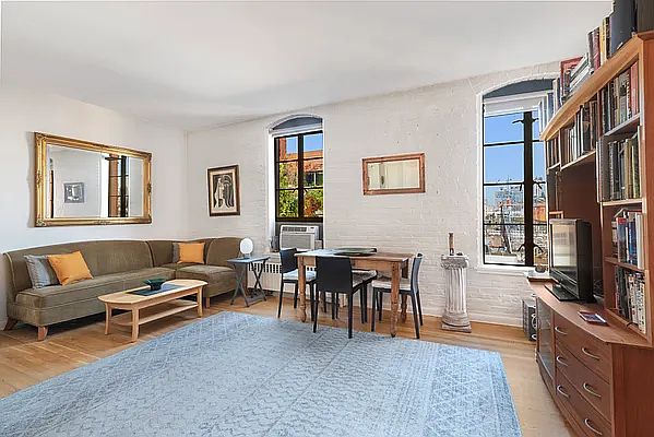 1st image of 720 Greenwich St APT 7H