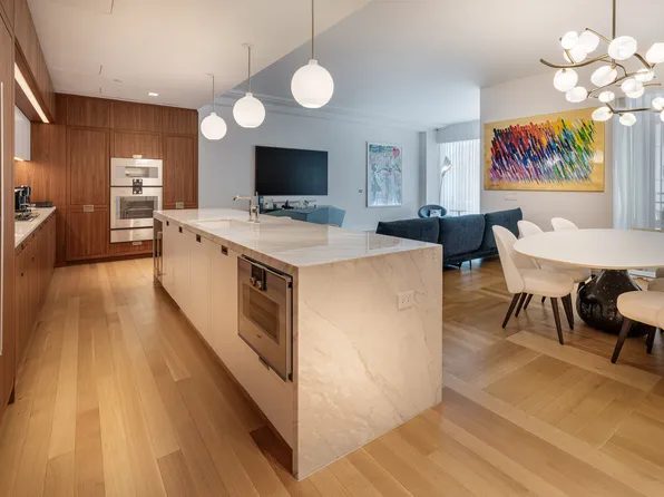 1289 Lexington Avenue image 6 of 36