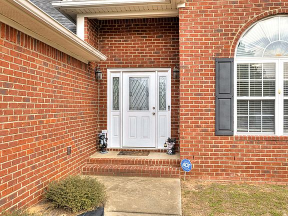 3rd image of 1285 Inabinet Dr